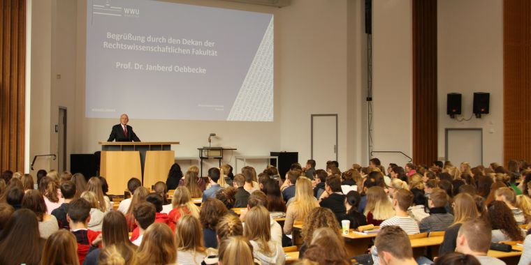 Die Orientierungswoche der Erstsemester und Studienortwechsler im Wintersemester 2017/18