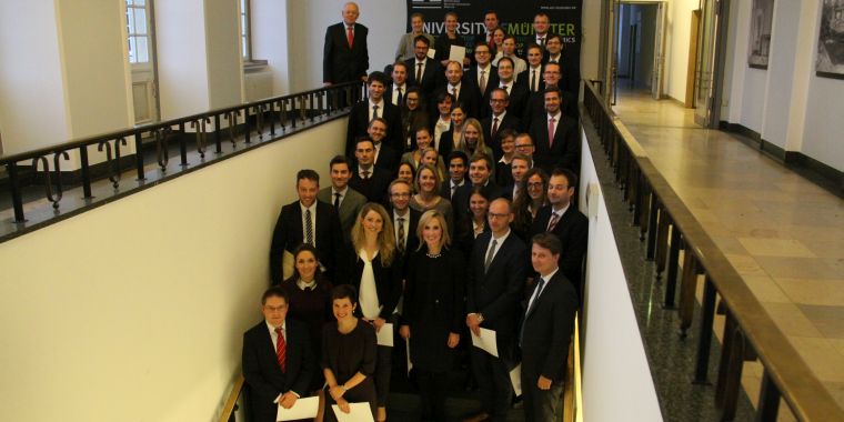 Die Rechtswissenschaftliche Fakultät feiert alte und neue Absolventen