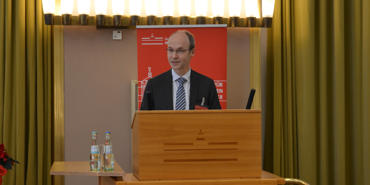 Dr. Mathias Kleuker