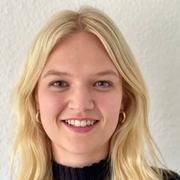 Julia Schulze-Wenning