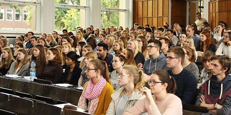 Einführungsveranstaltung in die verschiedenen Schwerpunktbereiche