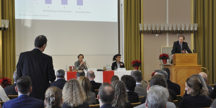 Frage an Prof. Dr. Robert Koch, LL.M. (McGill)